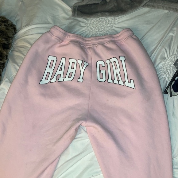 FASHION NOVA “BABY GIRL” Sweat Pants 😍 - Picture 1 of 4